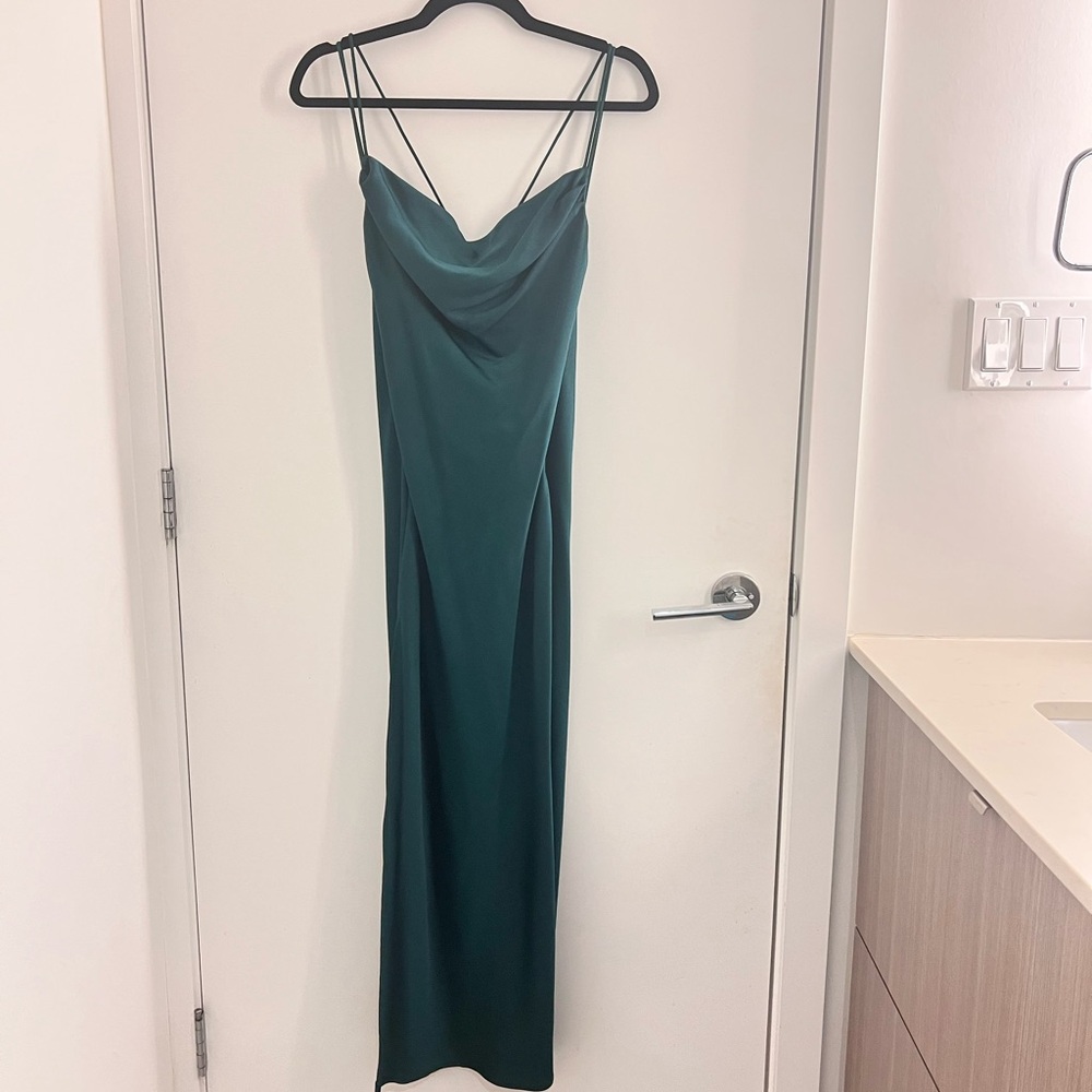 Elegant Forest Green Spaghetti Strap Dress